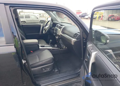 2022 Toyota 4Runner Sr5 Premium из США, поврежденный, VIN JTENU5JR1N6022531